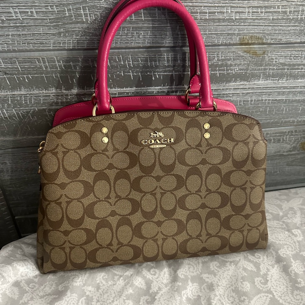 SOLDCoach Lillie Carryall Satchel